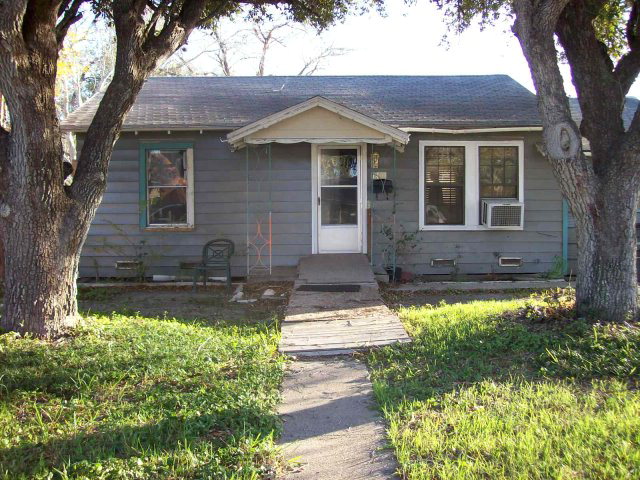 1401 Virginia Property Photo 1