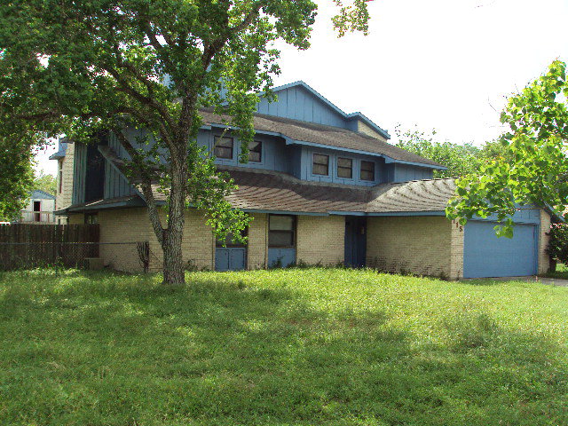 115 Eleanor Property Photo 1