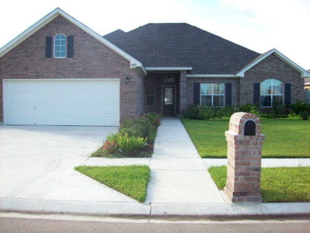 408 Auburn Hill Property Photo 1