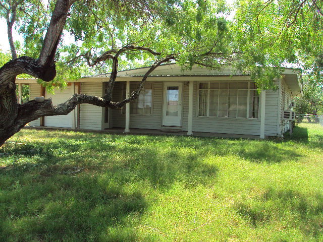 1505 Henry Property Photo 1