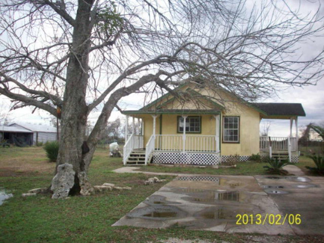 1266 Old Bloomington Road Property Photo 1