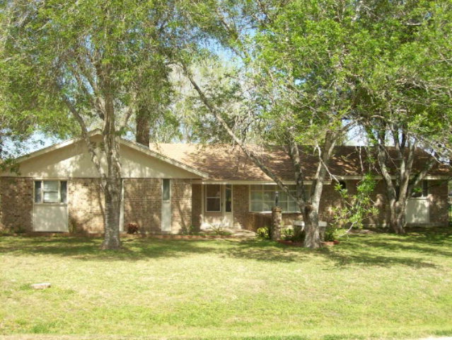 114 Elaine Property Photo 1