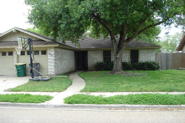 407 Magdalena Property Photo 1