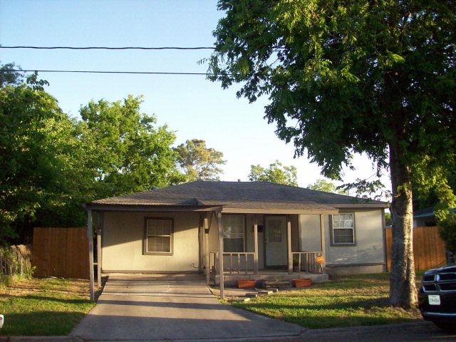 705 Hiller Property Photo 1