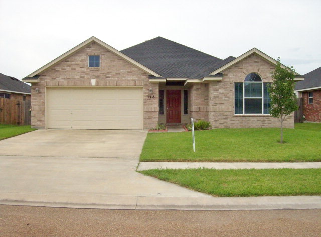 118 Waterstone Property Photo 1