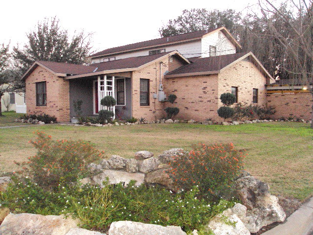 211 French Street Property Photo 1