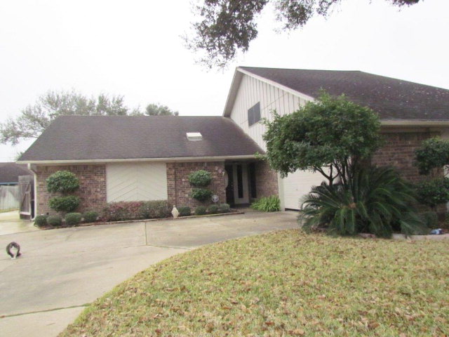 207 Santa Fe Property Photo 1