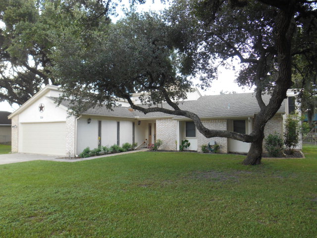 720 Live Oak Property Photo 1