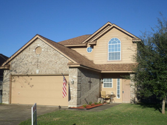 106 Winston Court Property Photo 1