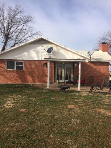 11075 St James Road Property Photo 1
