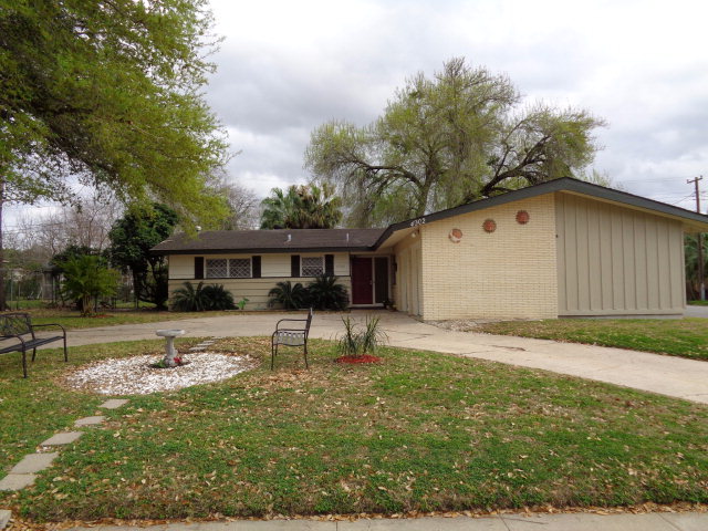 4902 Dahlia Property Photo 1