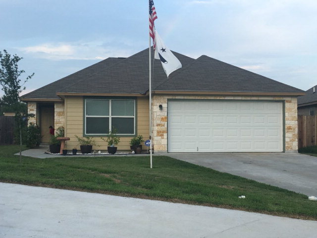 1316 Lantana Court Property Photo 1