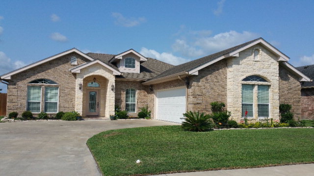 104 Arbor Lake Property Photo 1