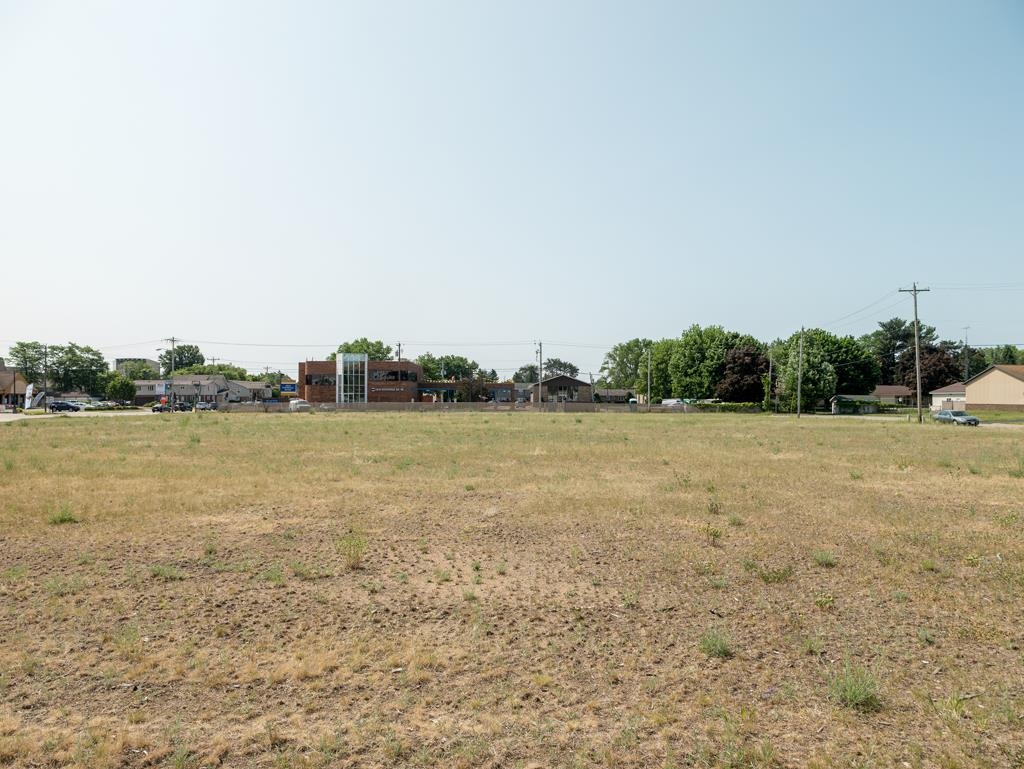 532 Division Street Property Photo 4
