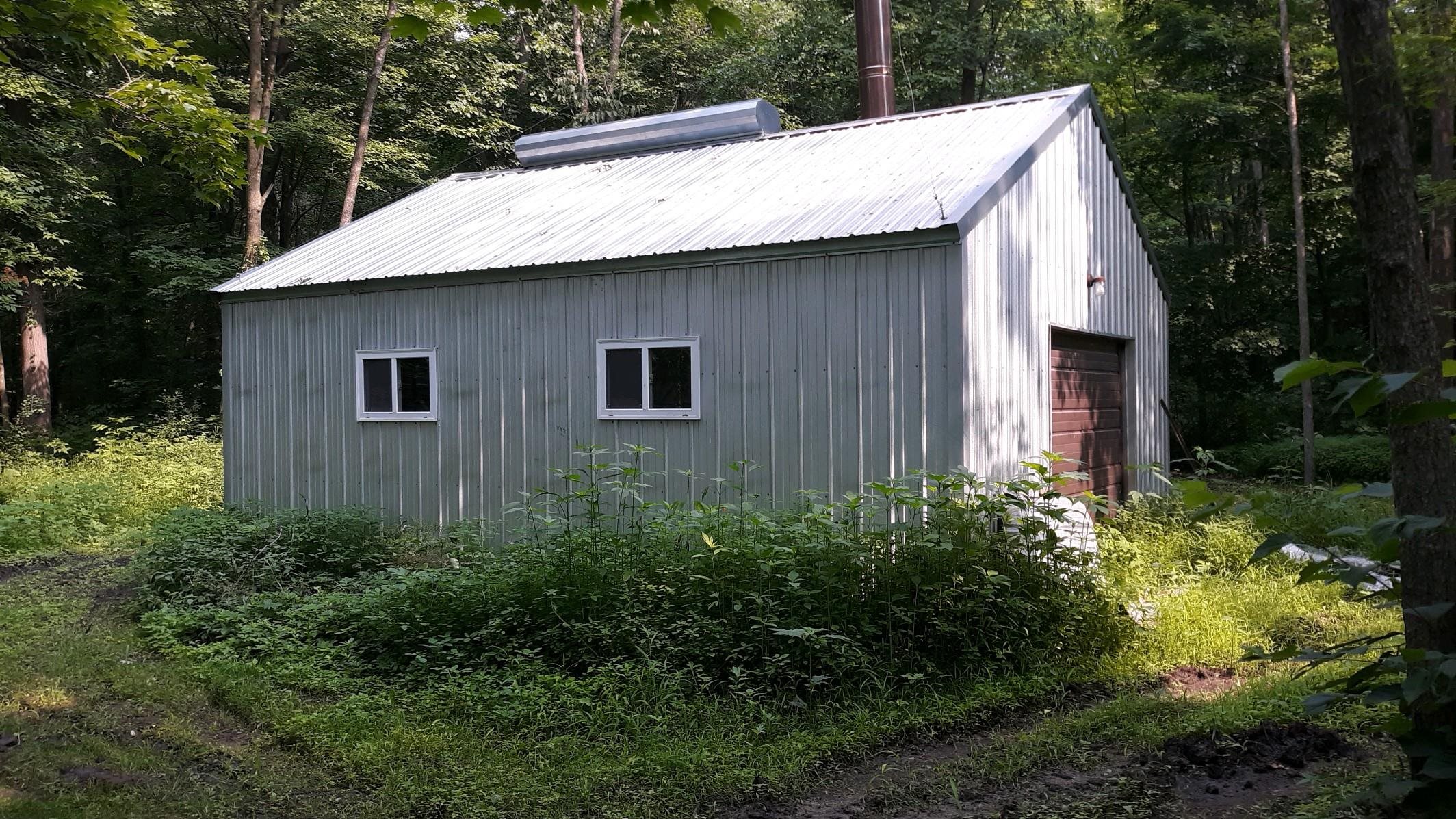 14211 N State Highway 73 Property Photo 11