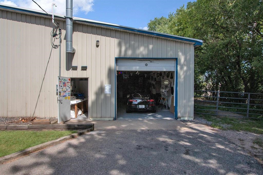 9631 State Highway 13 South Property Photo 25