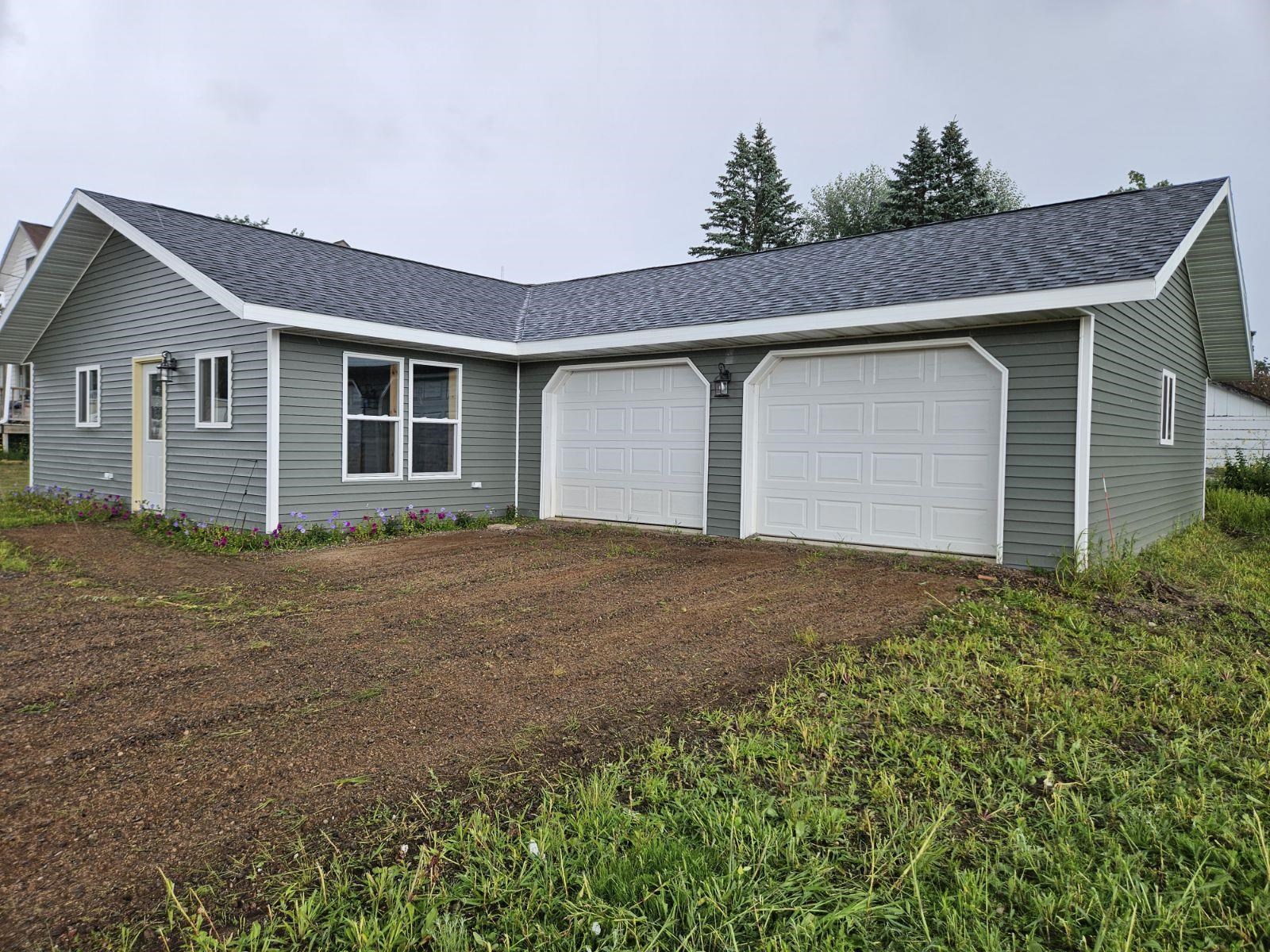 748 Kennedy Street Property Photo 1