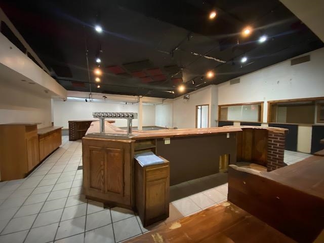 2525 Dixon Street Property Photo 3