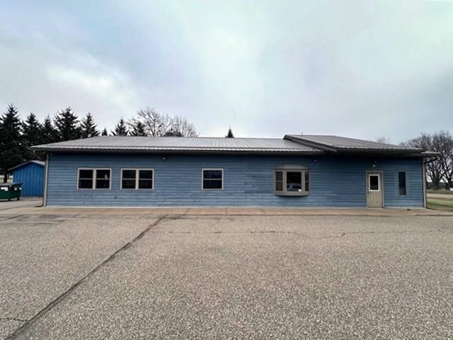 7 Tiff Avenue Property Photo 1
