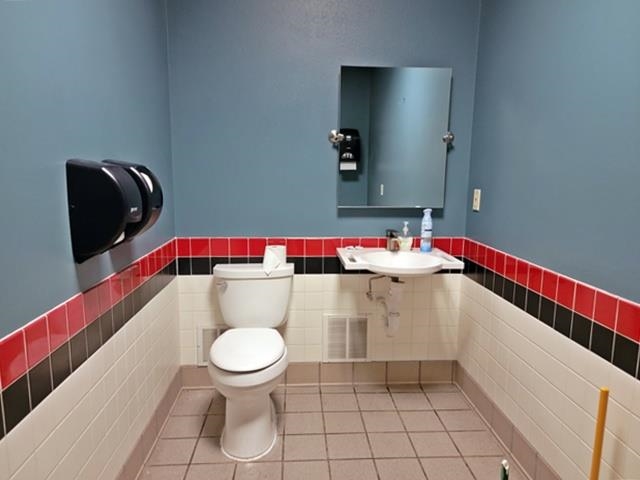 7 Tiff Avenue Property Photo 15