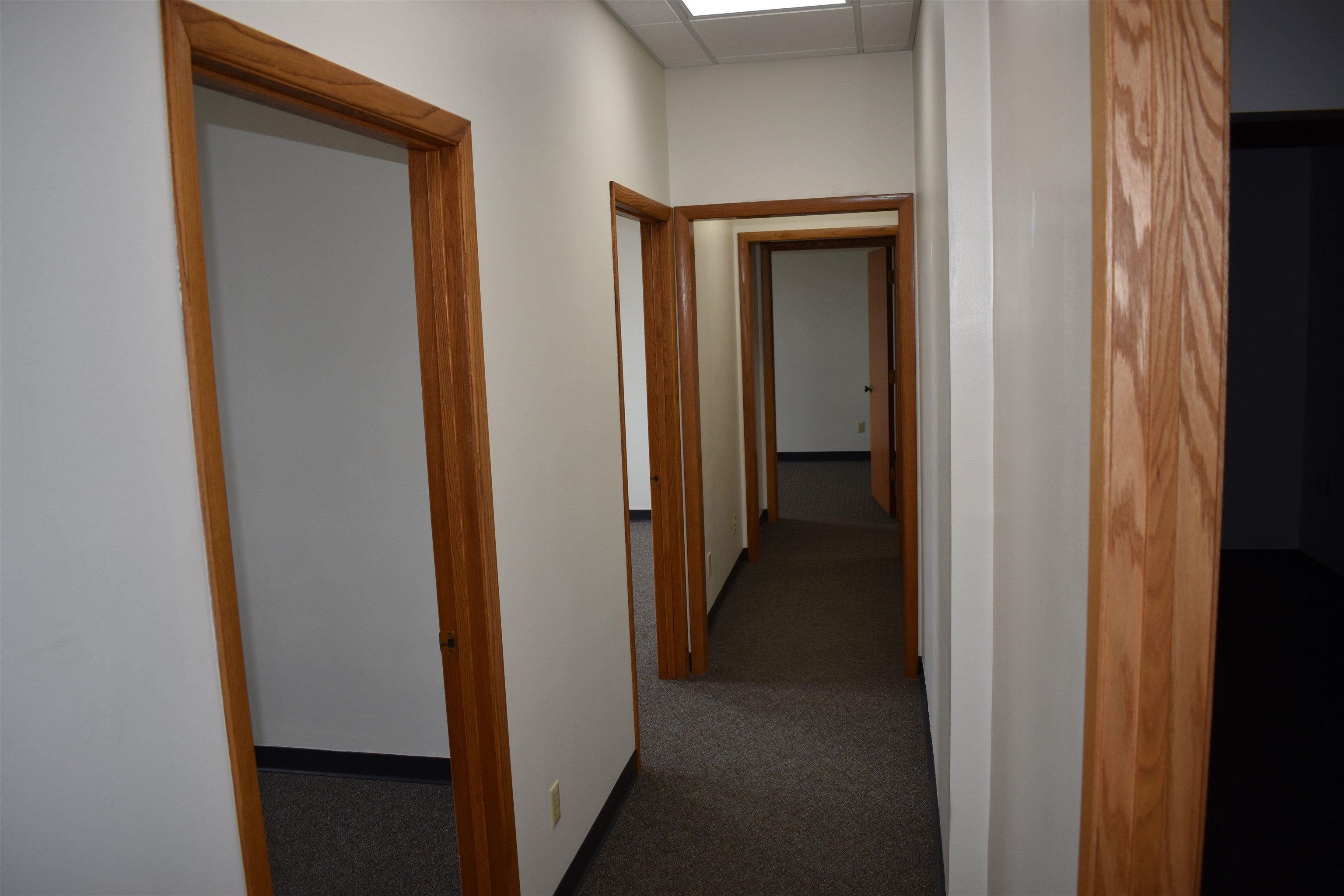 1025 Clark Street Property Photo 6