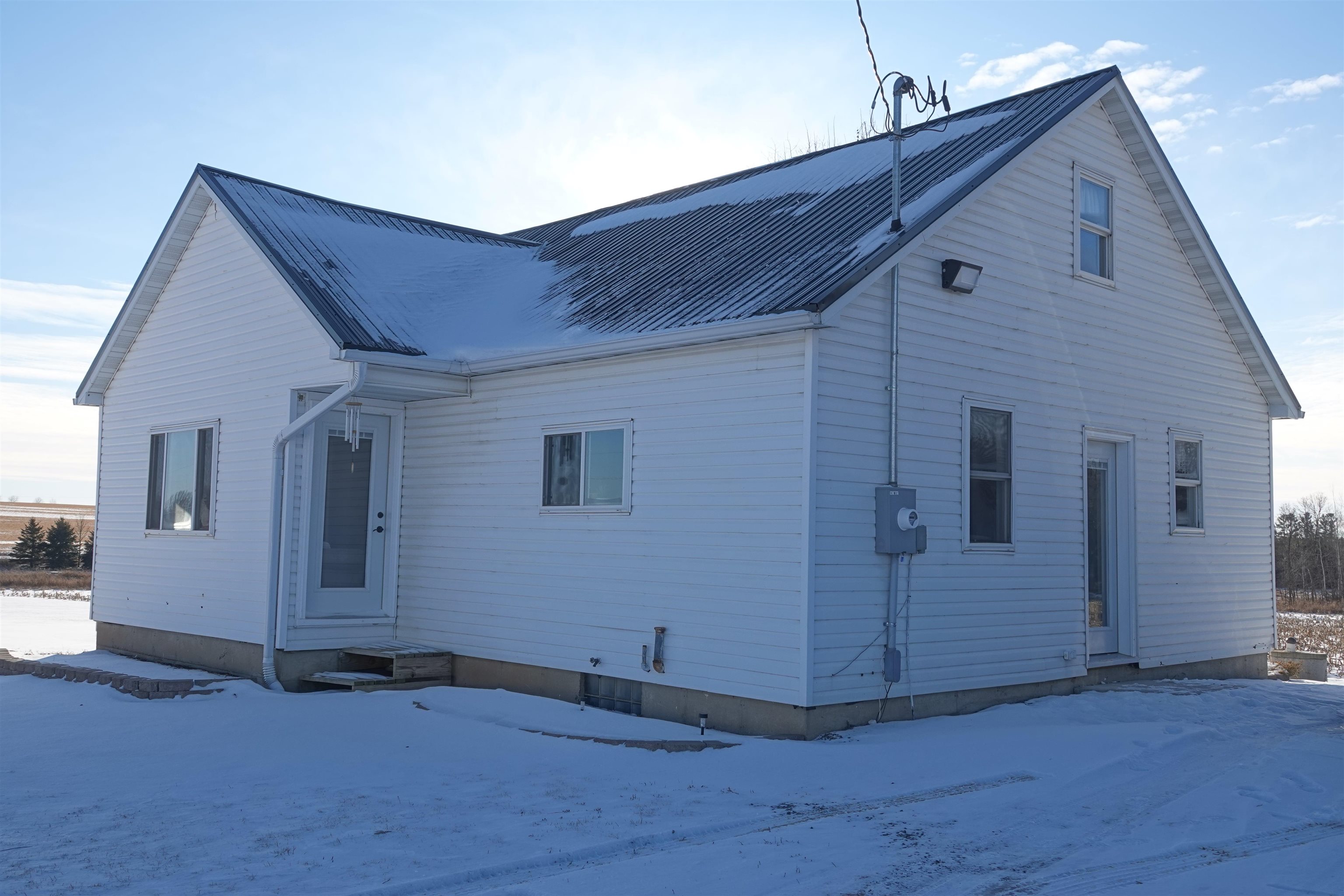 225800 Maplenut Road Property Photo