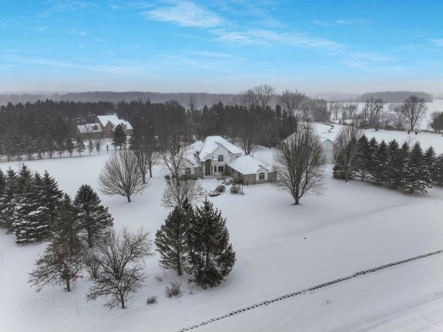 W8265 Pine View Court Property Photo 10