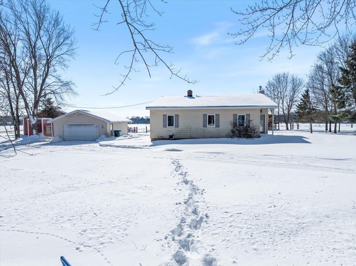 122931 County Road P Property Photo