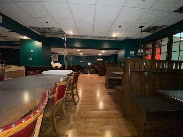 1408 Strongs Avenue Property Photo 22