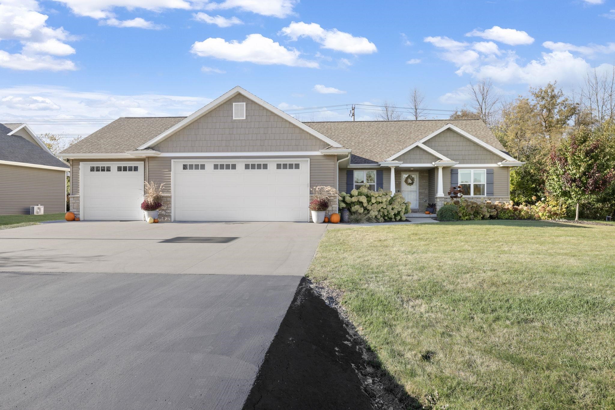 54956 Real Estate Listings Main Image