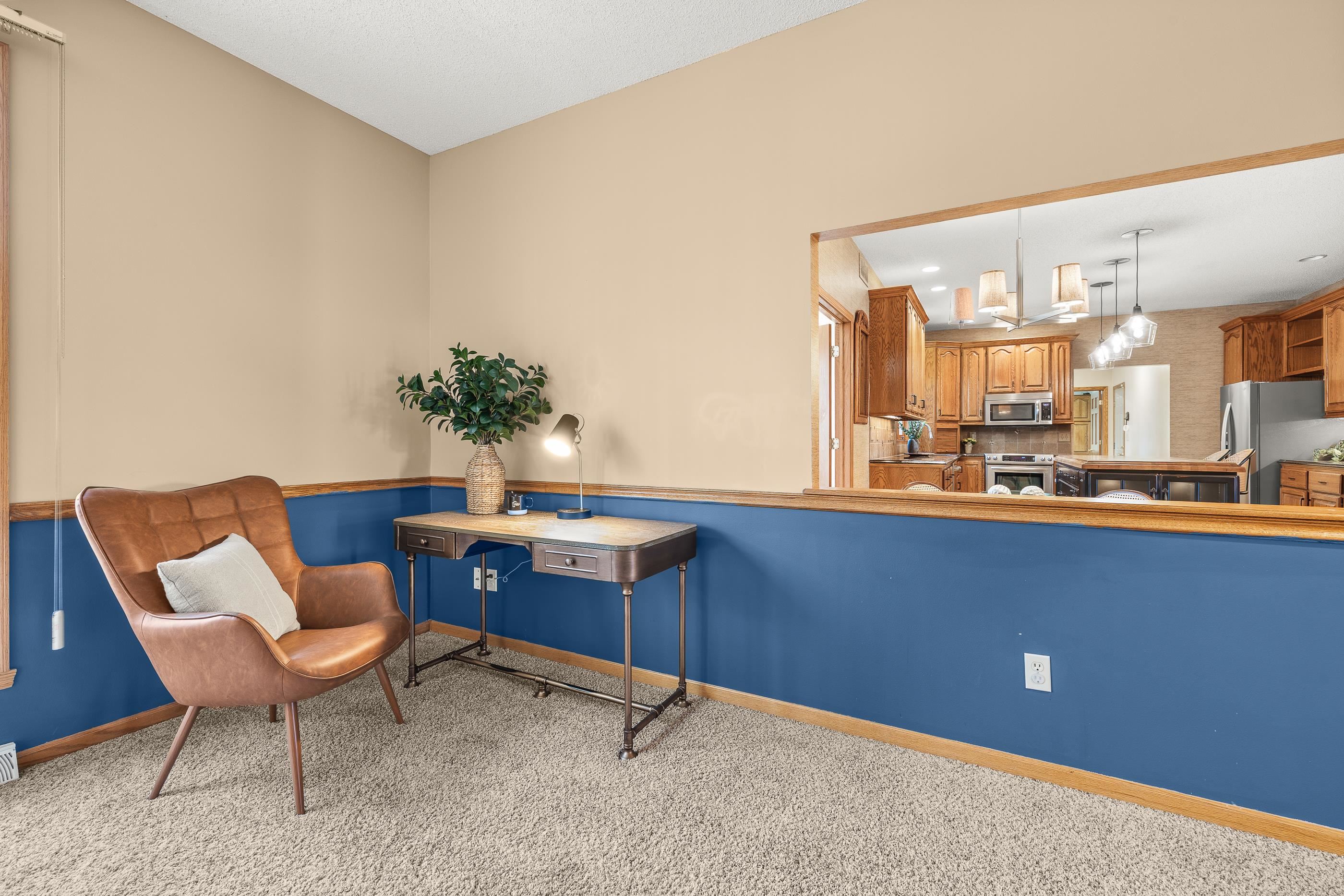 2241 Shadowview Circle Property Photo 12