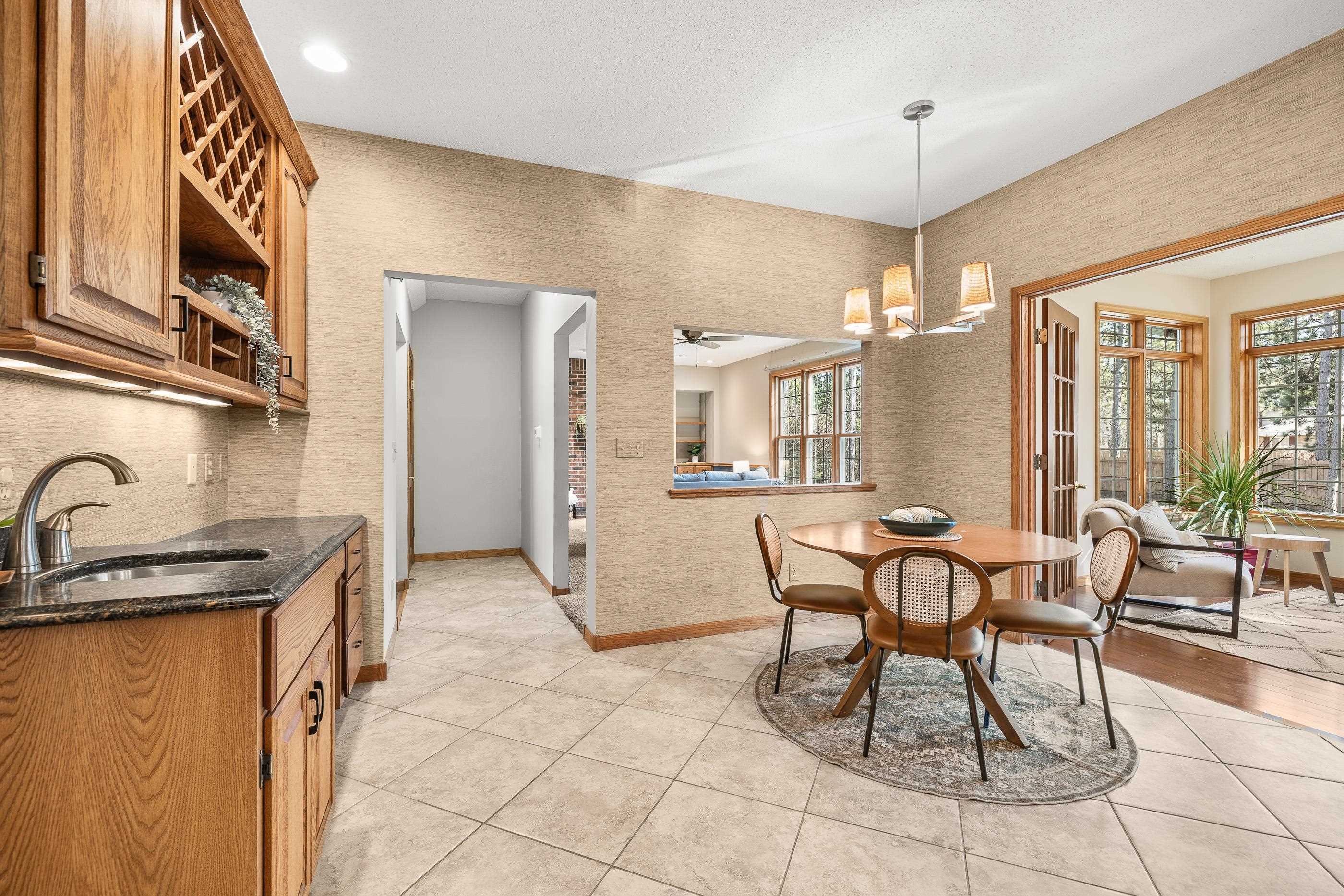 2241 Shadowview Circle Property Photo 16