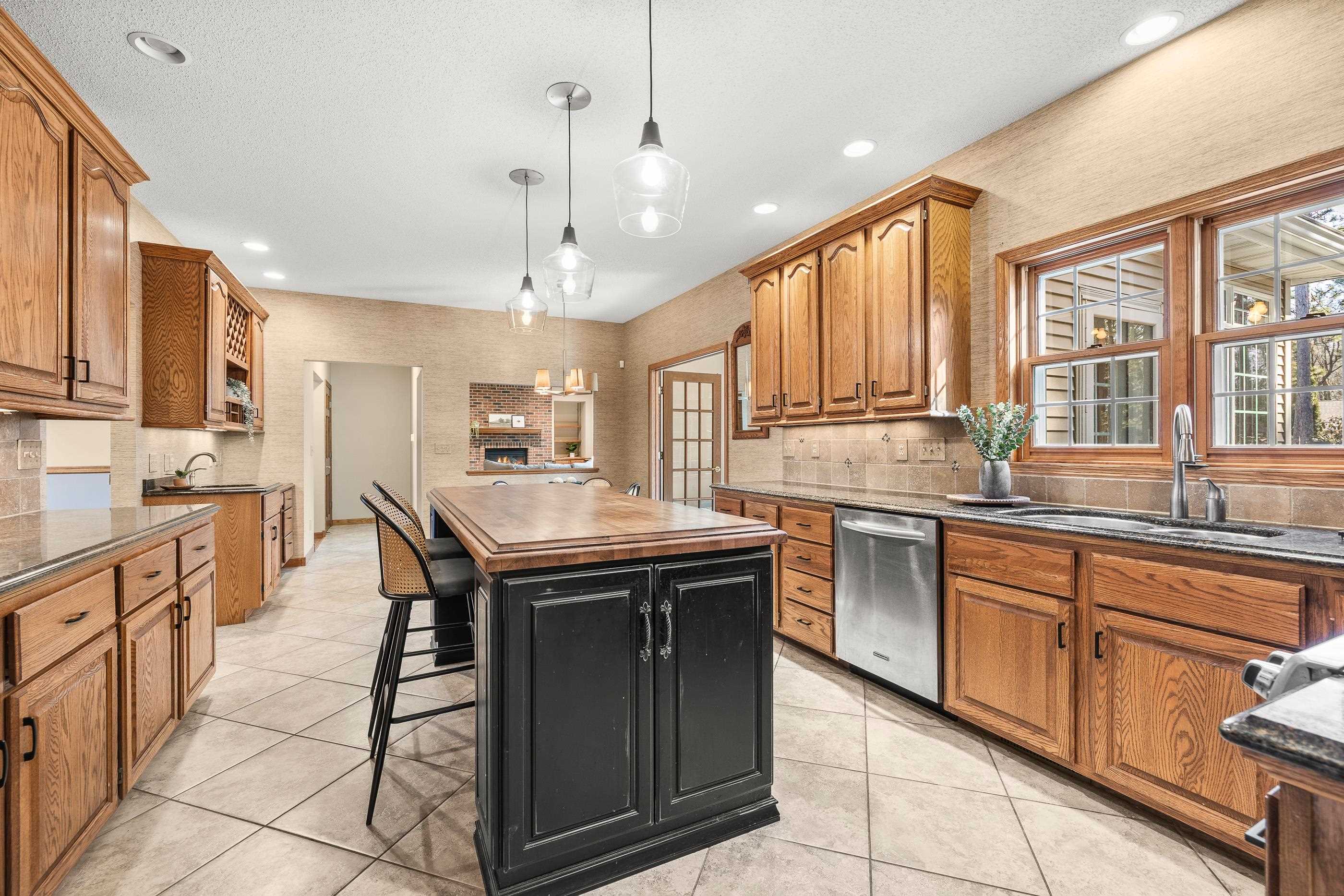 2241 Shadowview Circle Property Photo 19