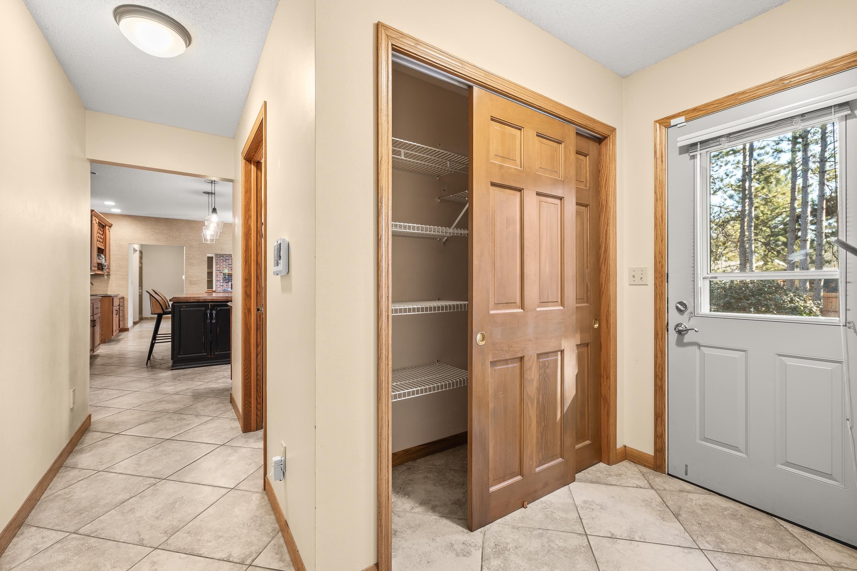 2241 Shadowview Circle Property Photo 25