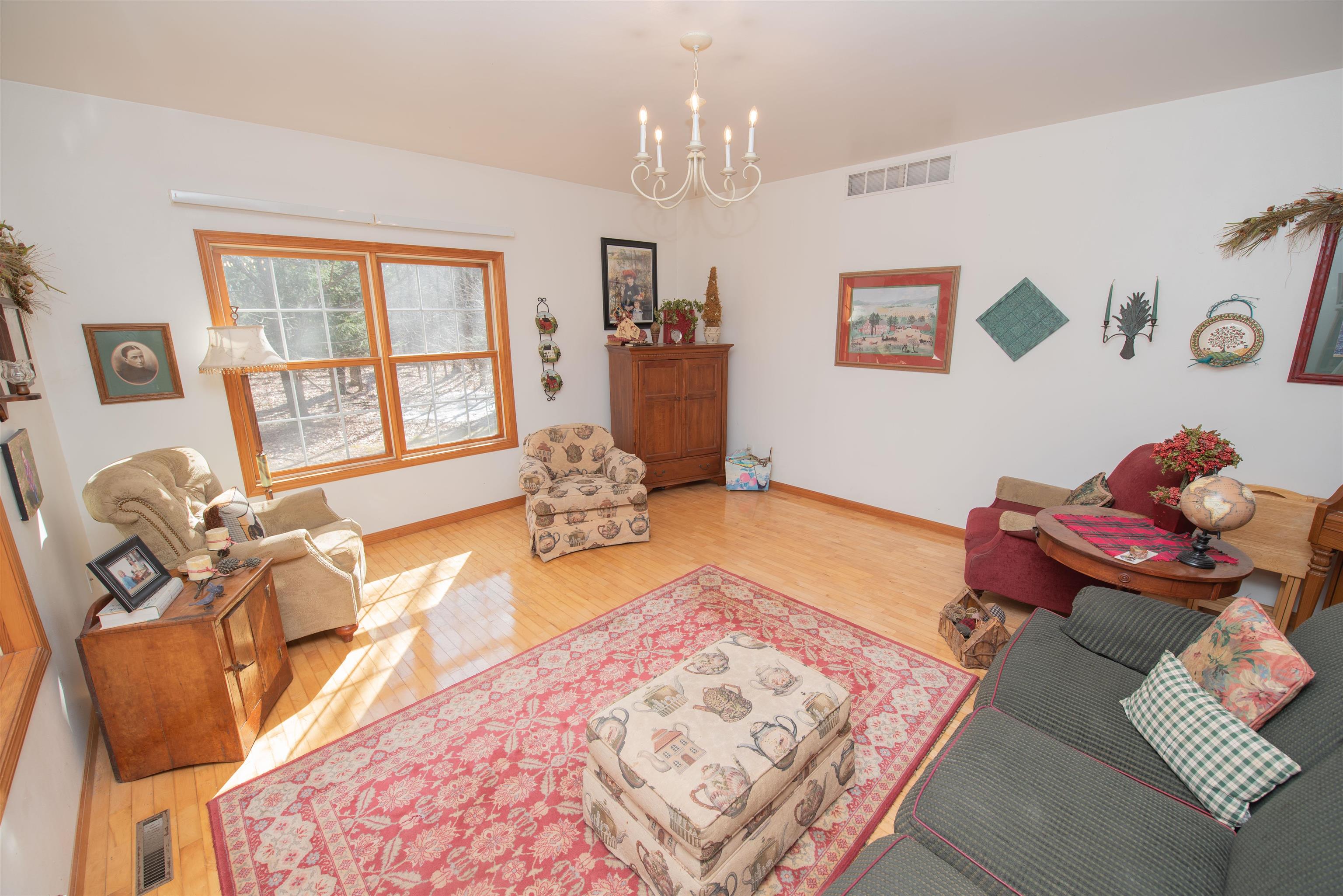 10456 Trout Creek Road Property Photo 9
