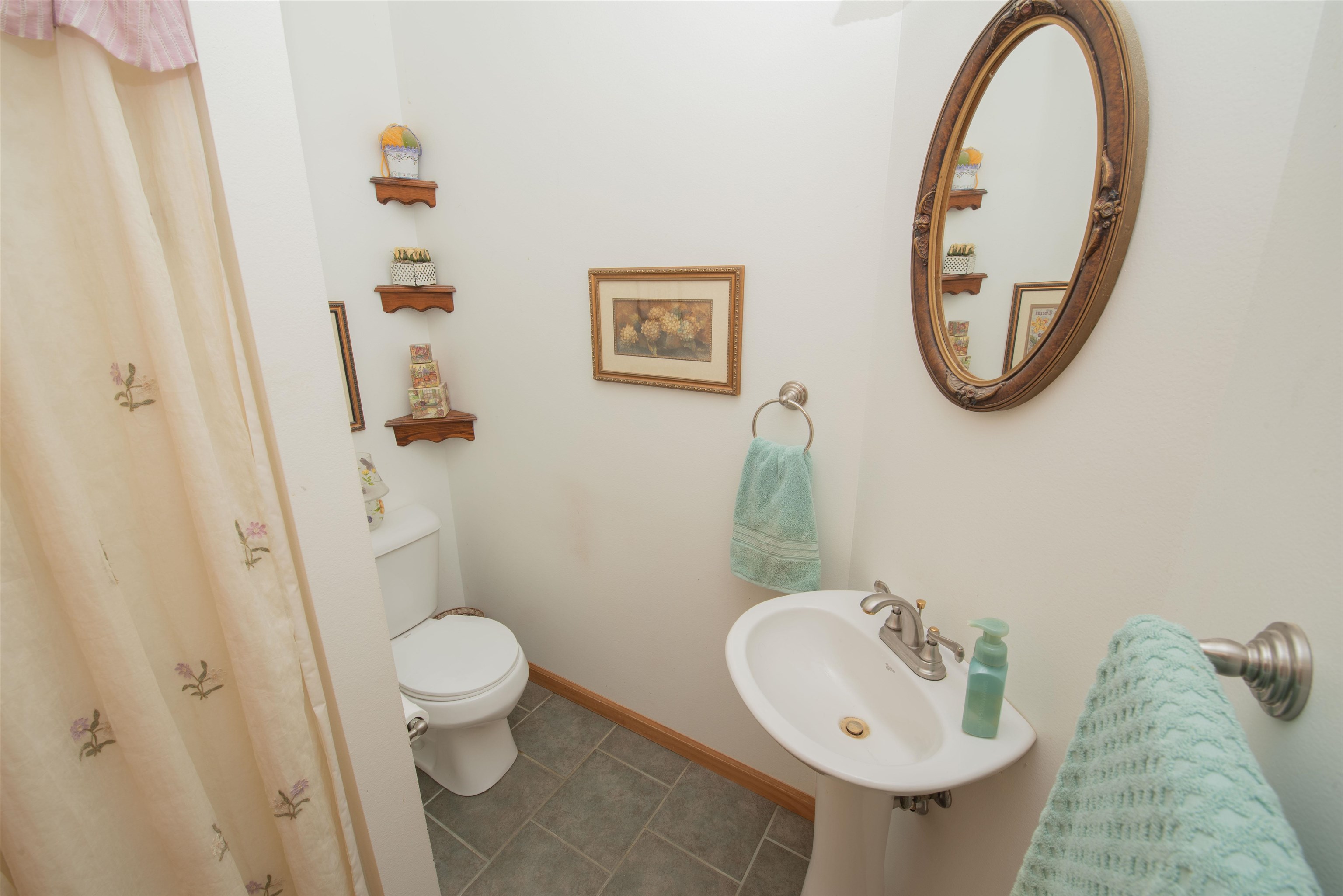 10456 Trout Creek Road Property Photo 11