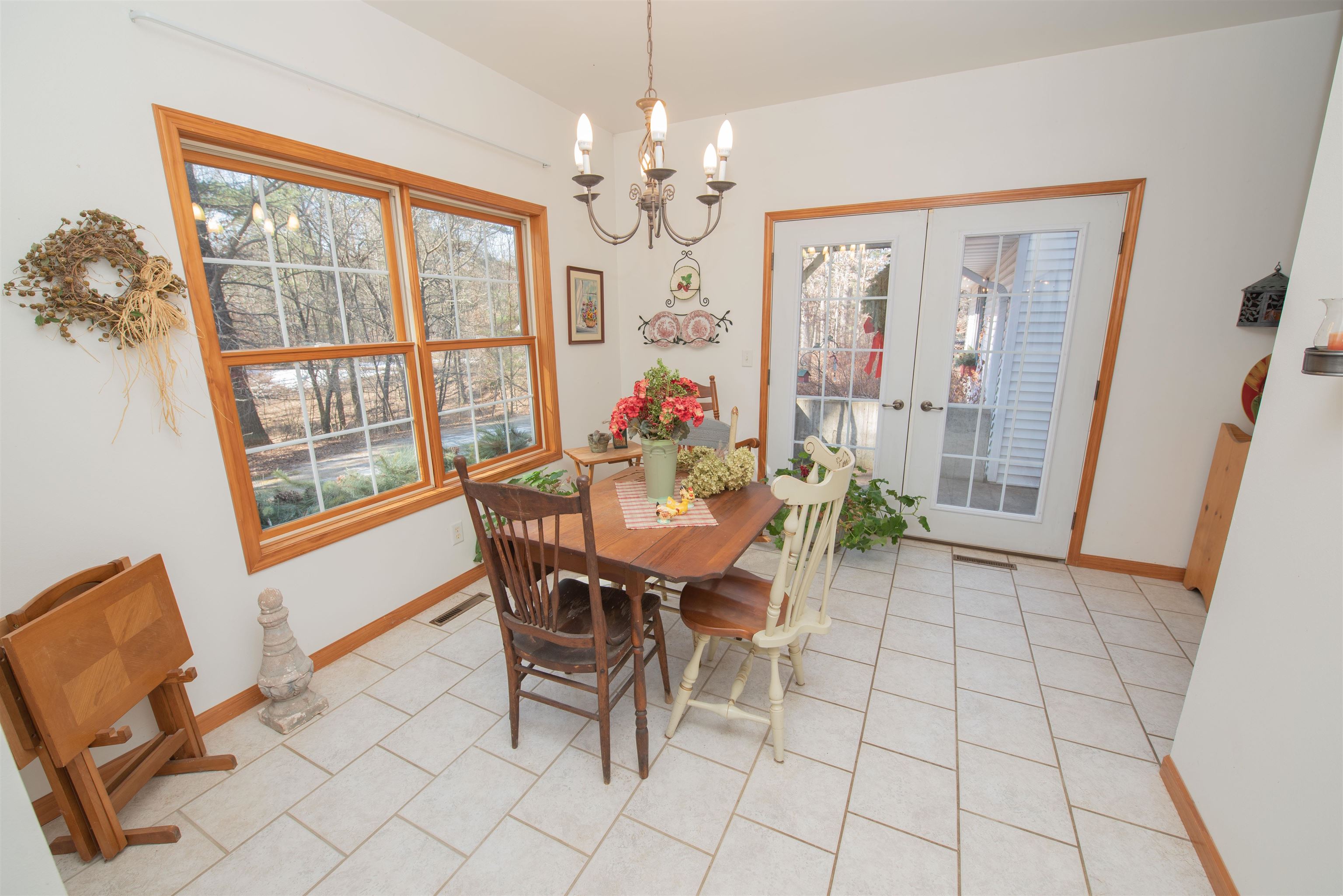 10456 Trout Creek Road Property Photo 14