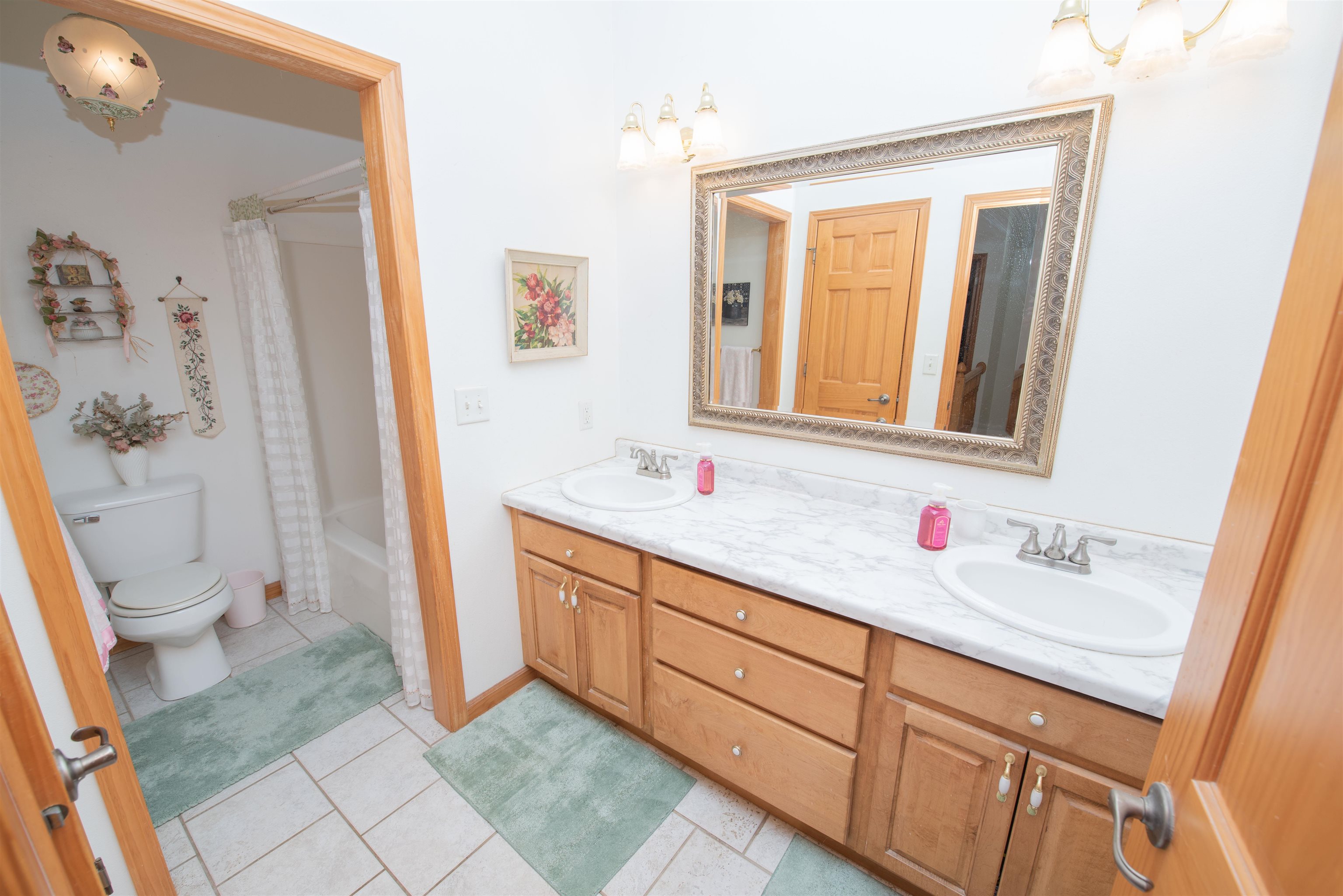 10456 Trout Creek Road Property Photo 16