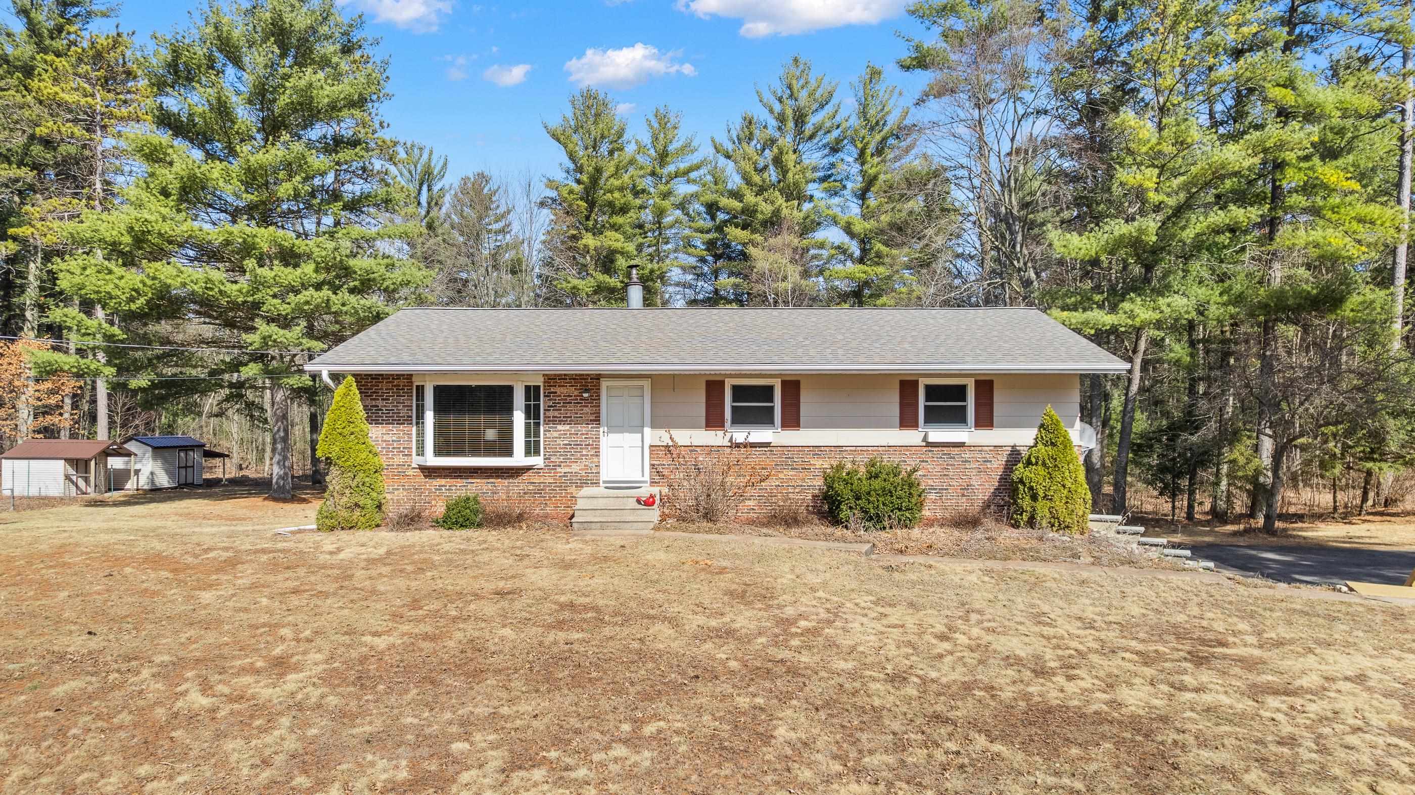 8121 County Road W Property Photo 1