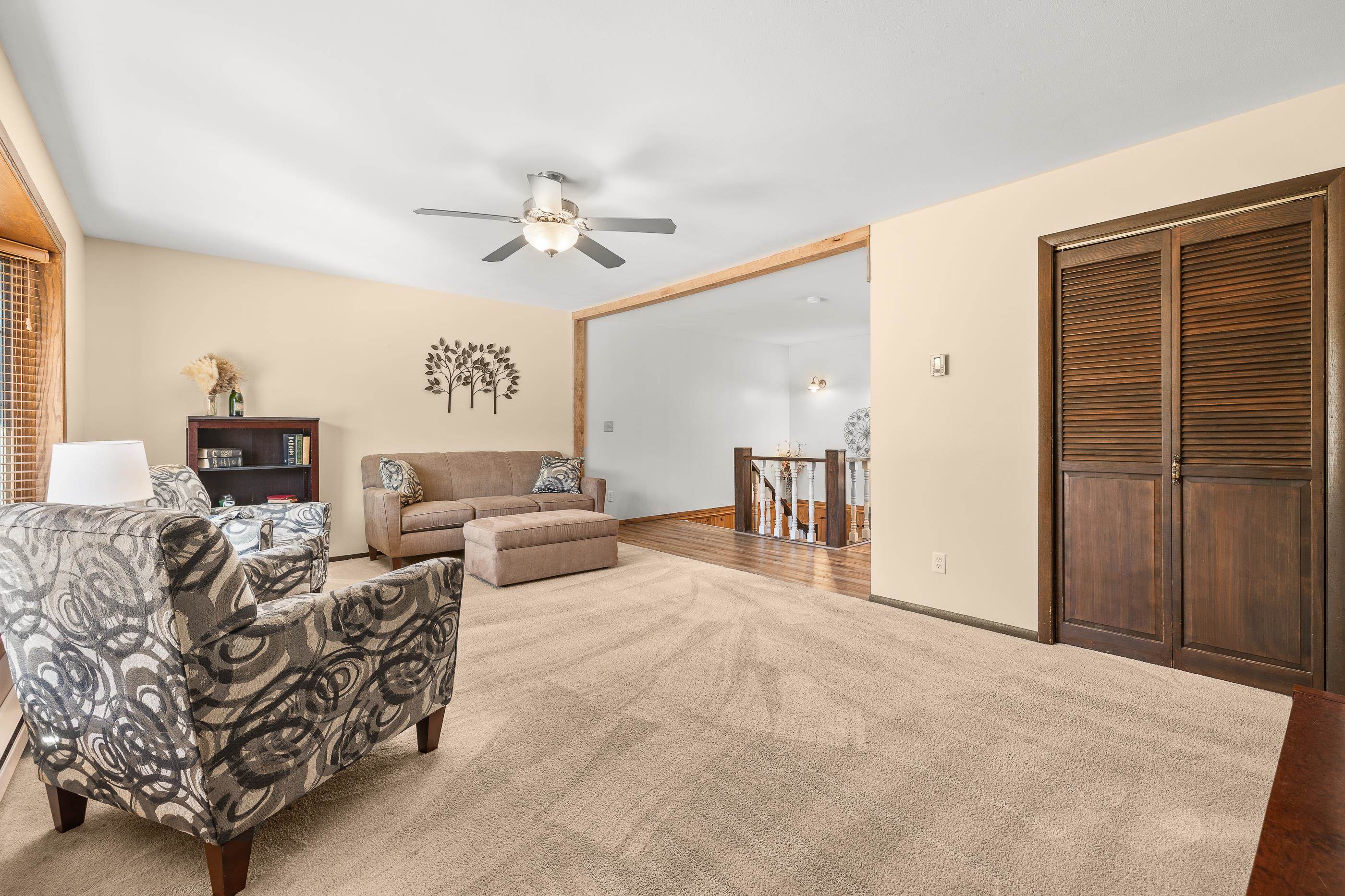 8121 County Road W Property Photo 5
