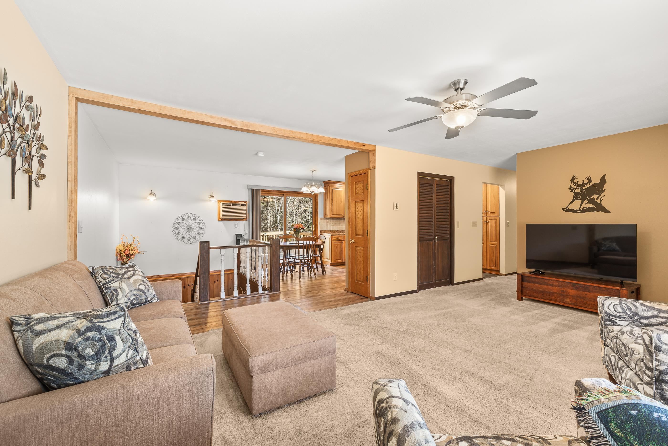 8121 County Road W Property Photo 8