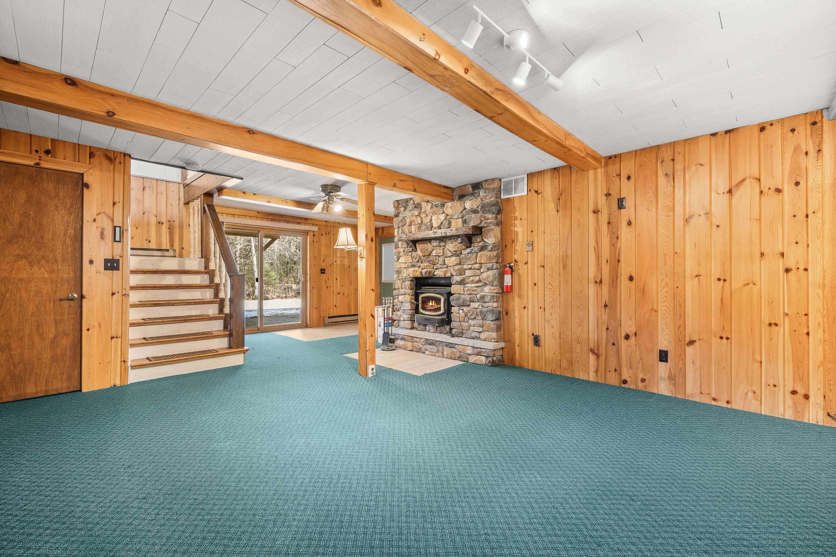8121 County Road W Property Photo 27