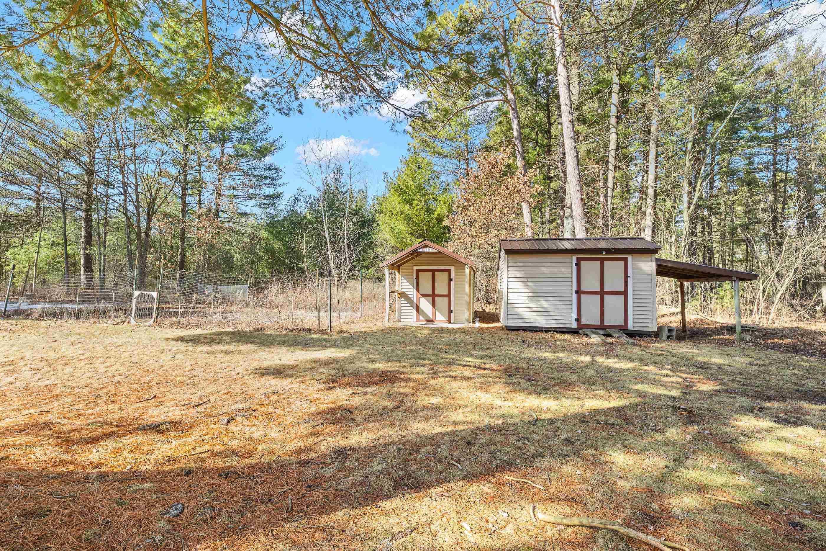 8121 County Road W Property Photo 40
