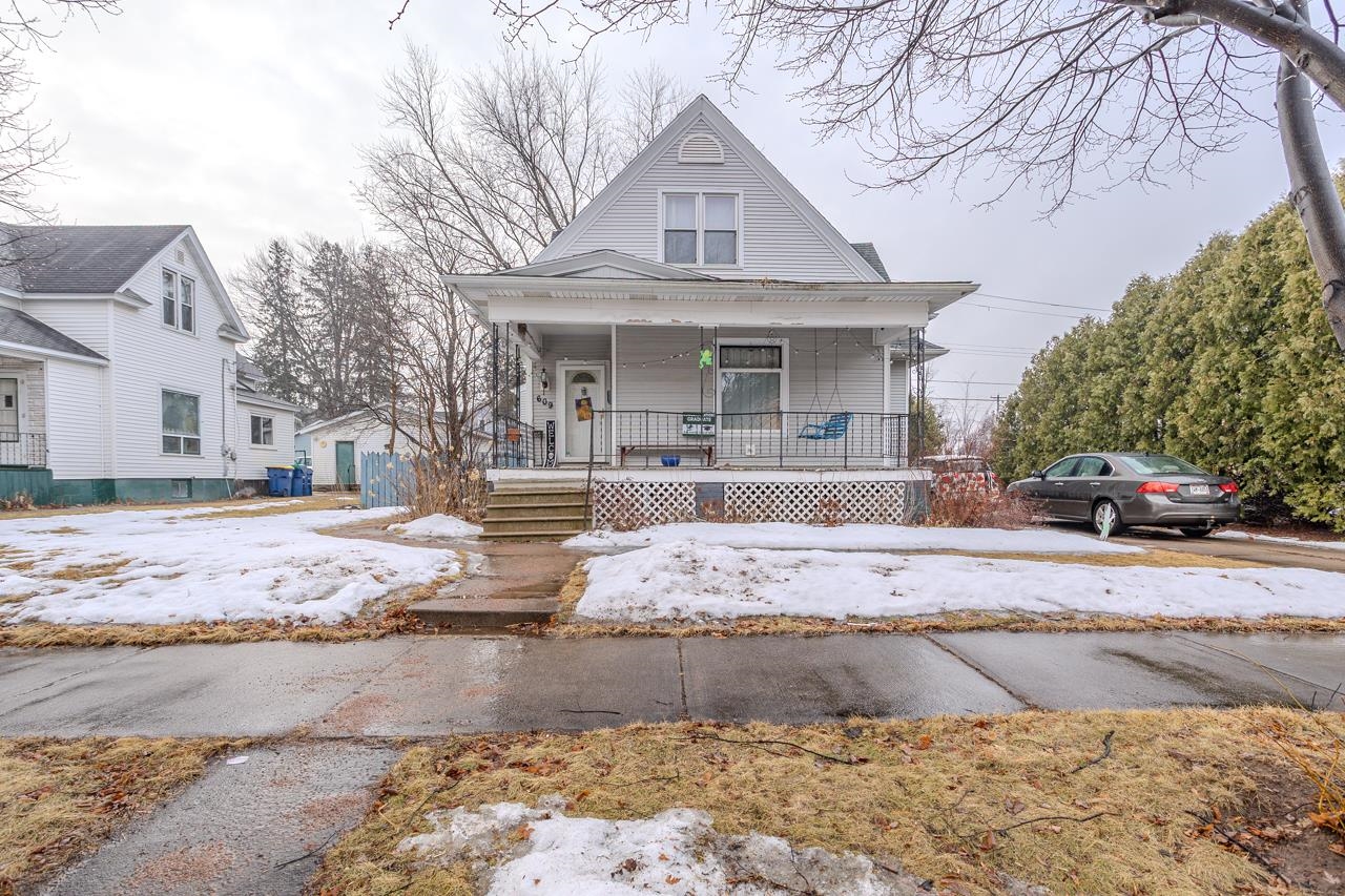 609 Steuben Street Property Photo