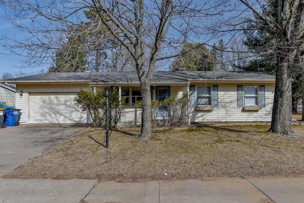 420 E Military Road Property Photo 7