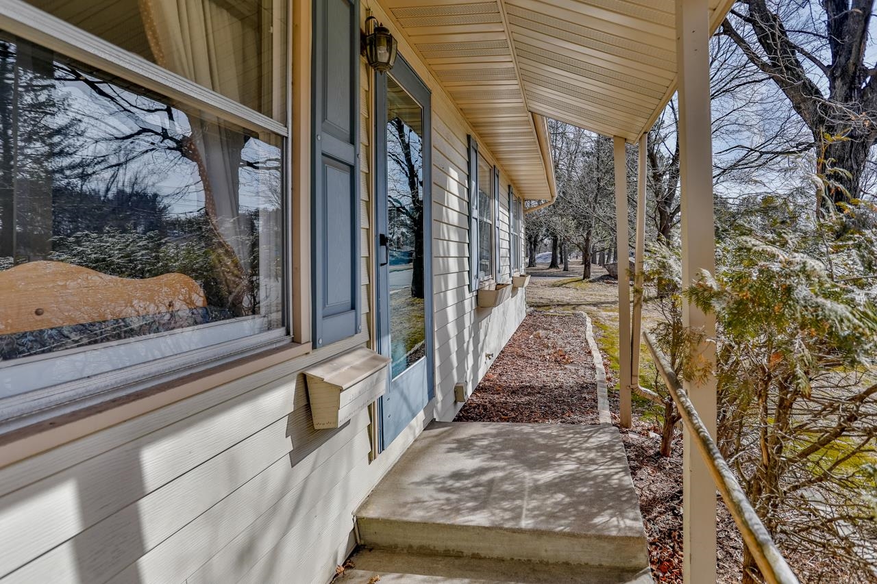 420 E Military Road Property Photo 8