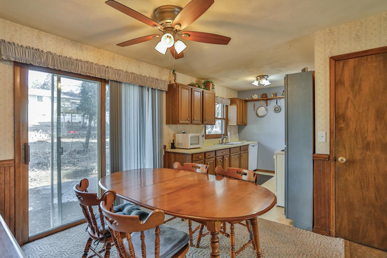 420 E Military Road Property Photo 14