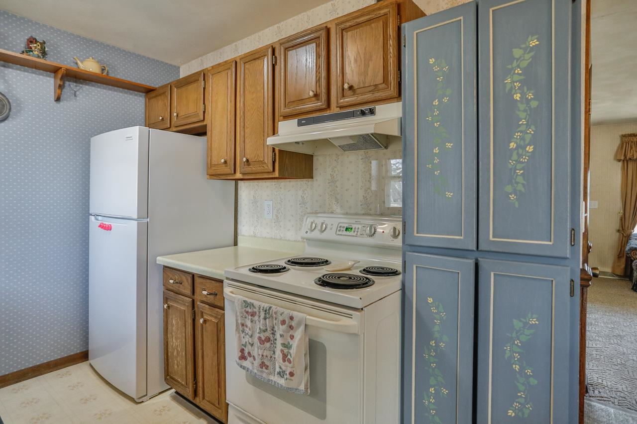 420 E Military Road Property Photo 16