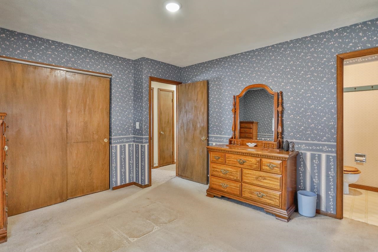 420 E Military Road Property Photo 22