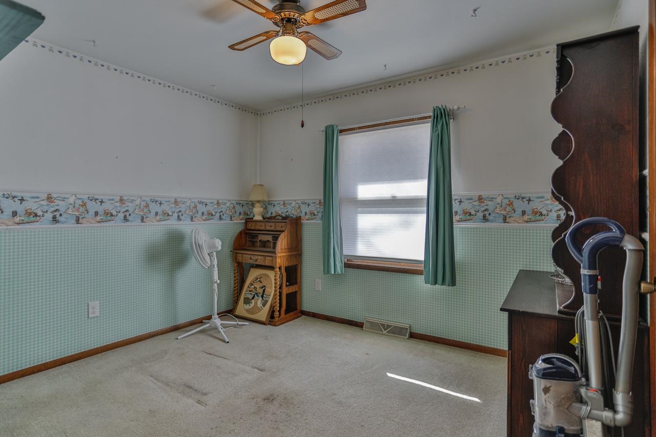420 E Military Road Property Photo 24